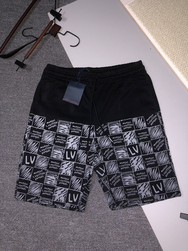 ブランドハーフパンツ正面デザイン